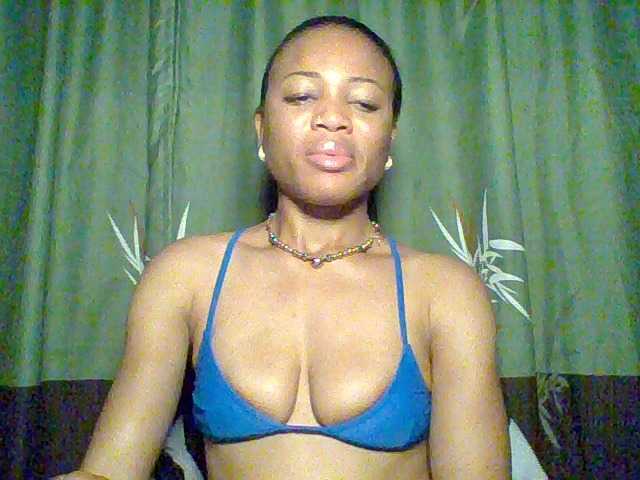 Juicypussy222