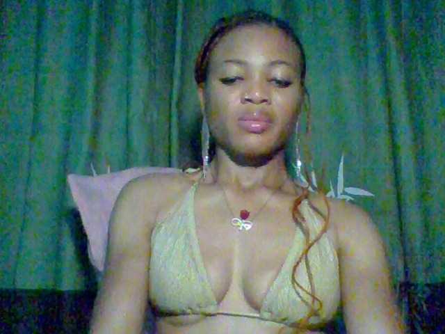 Juicypussy222