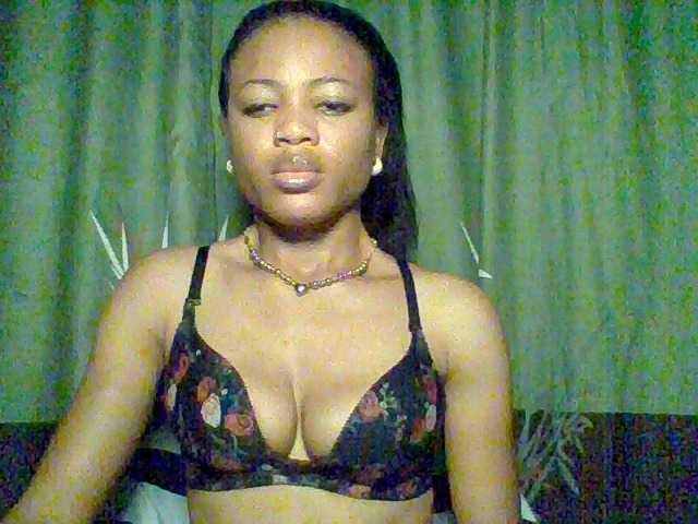 Juicypussy222