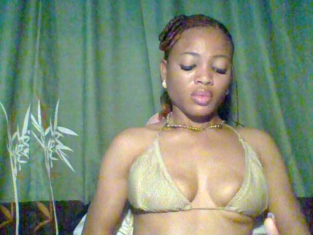 Juicypussy222