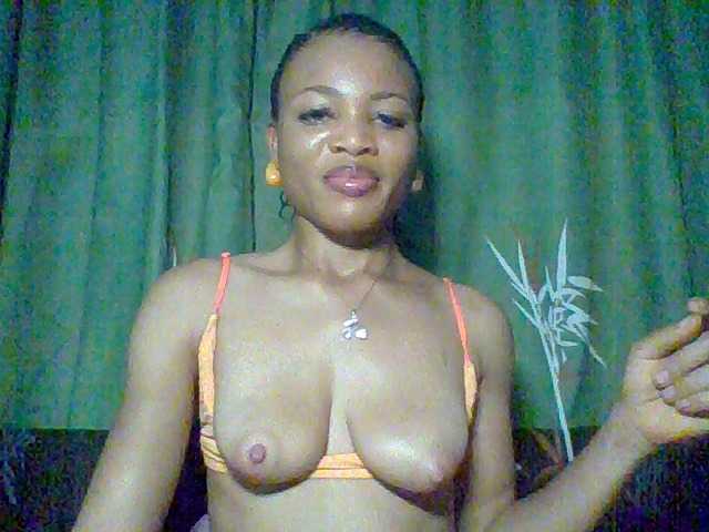 Juicypussy222