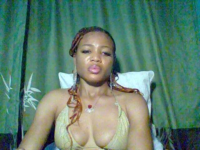 Juicypussy222