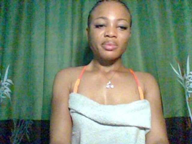 Juicypussy222