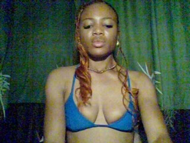 Juicypussy222