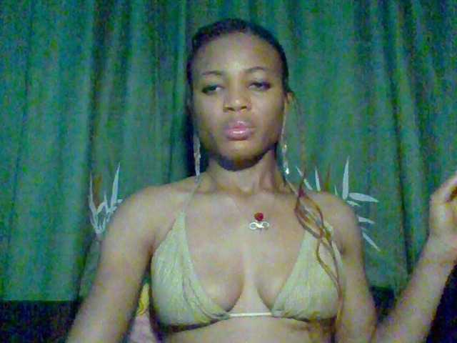 Juicypussy222
