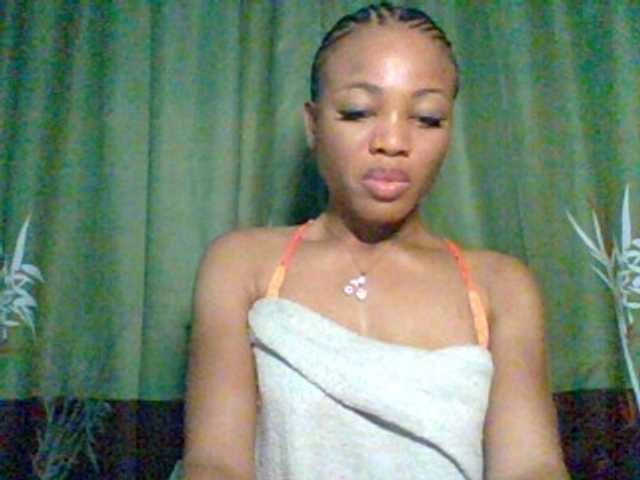Juicypussy222