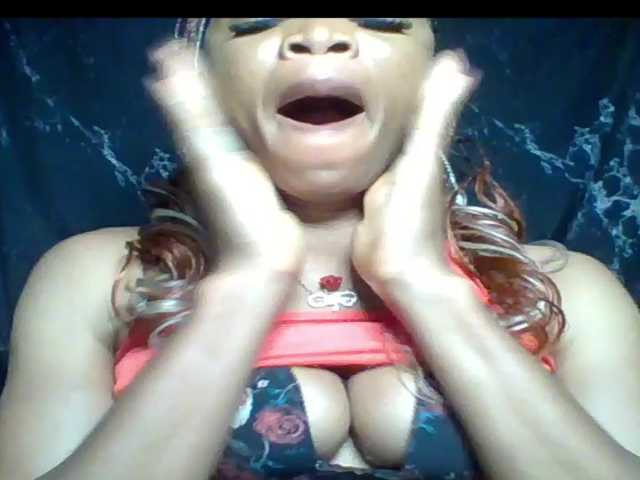Juicypussy222