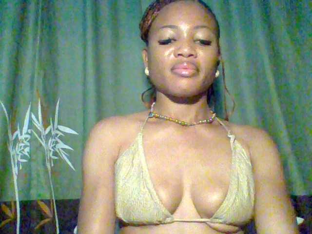 Juicypussy222 live cam preview