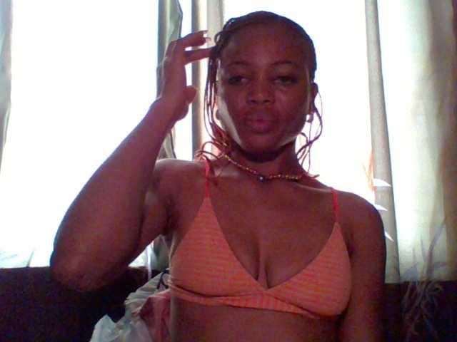 Juicypussy222