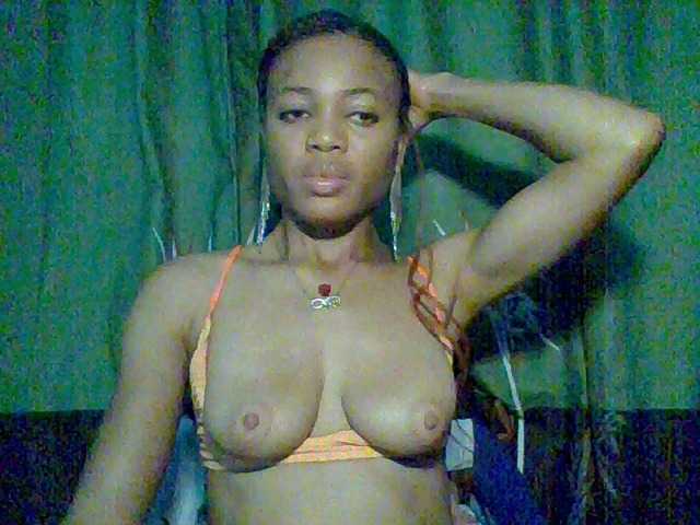 Juicypussy222