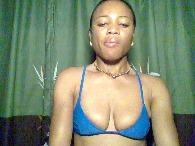 Juicypussy222
