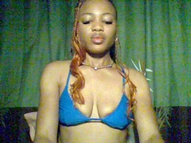 Juicypussy222