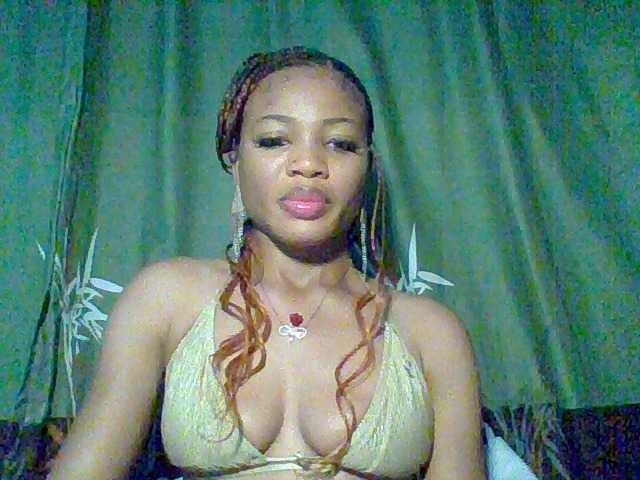 Juicypussy222