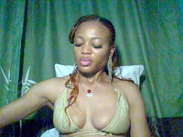 Juicypussy222