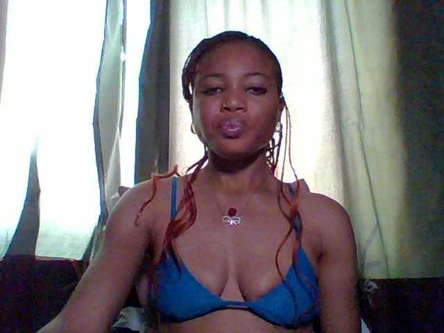 Juicypussy222