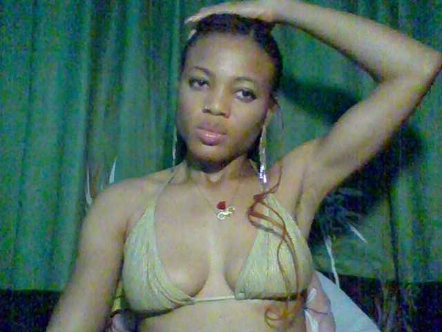 Juicypussy222