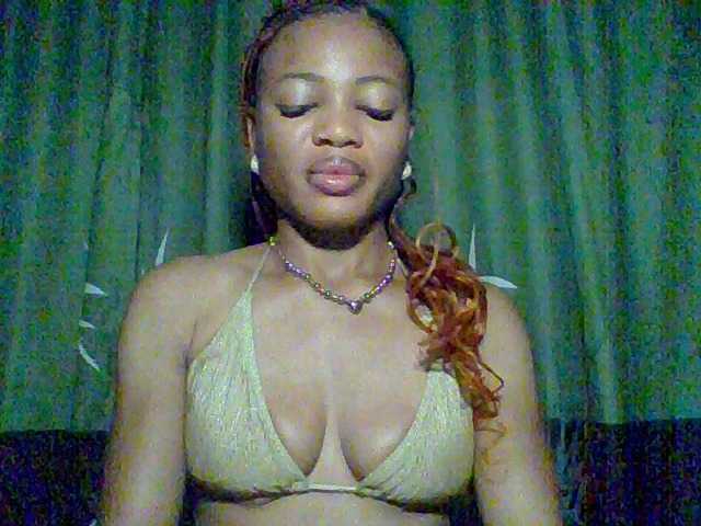 Juicypussy222