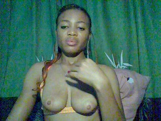 Juicypussy222