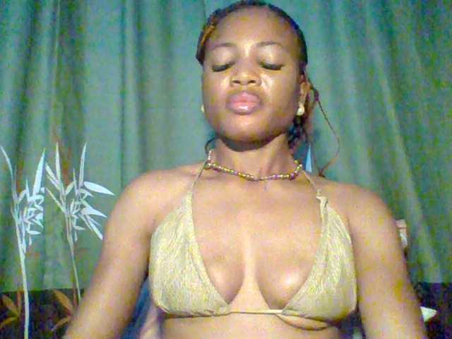 Juicypussy222