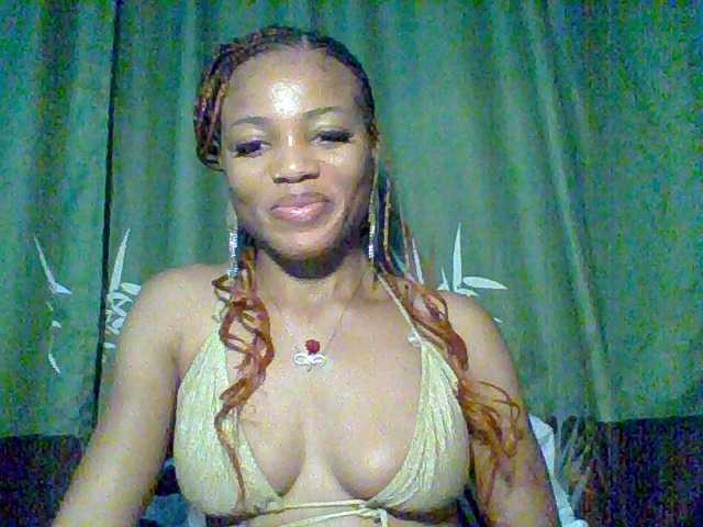 Juicypussy222