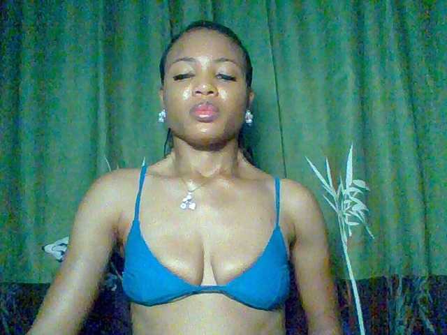 Juicypussy222