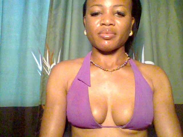 Juicypussy222
