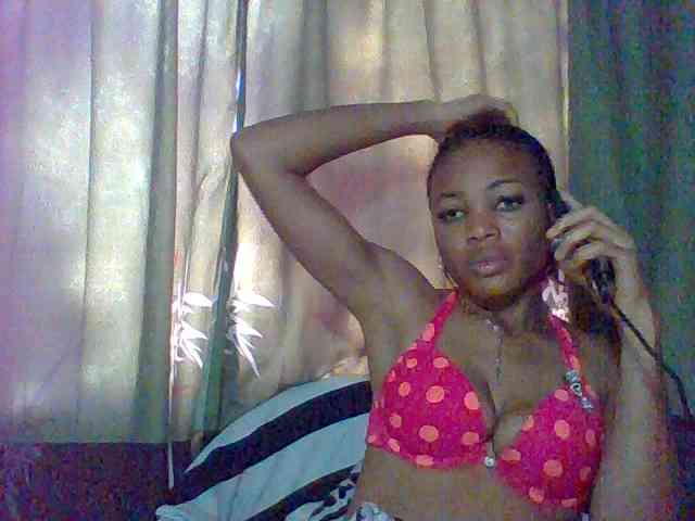 Modèle: Juicypussy222