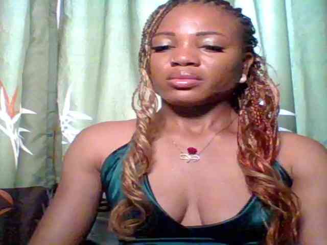 Juicypussy222 webcam