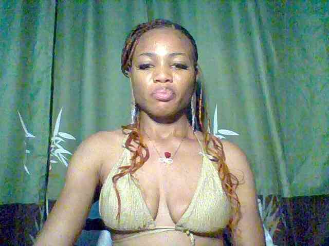 Juicypussy222