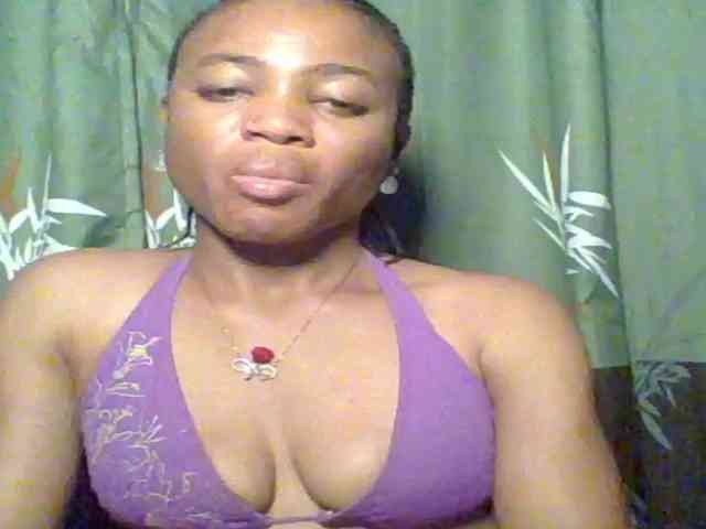 Juicypussy222 webcam