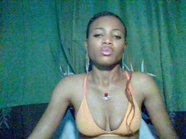 Juicypussy222 webcam