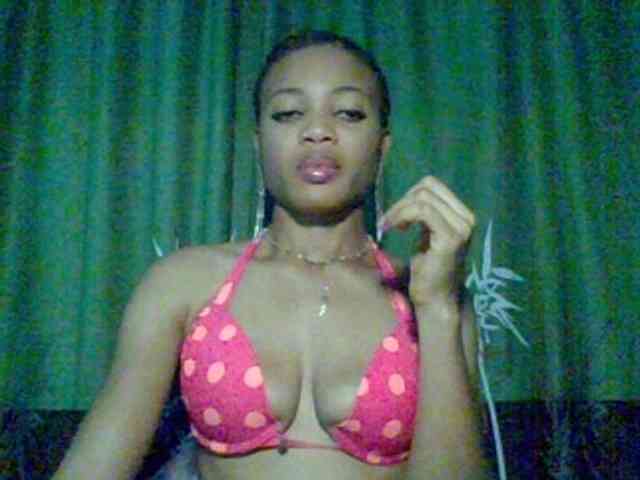 Juicypussy222 webcam