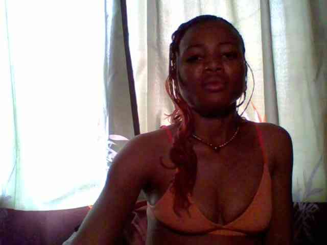 Juicypussy222 webcam