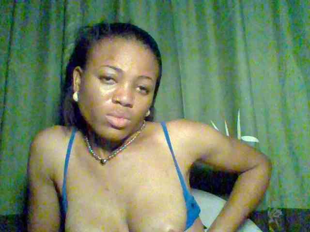 Modèle: Juicypussy222