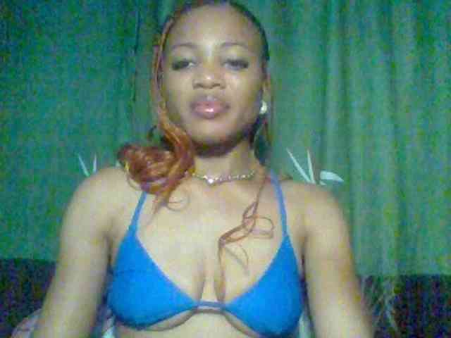Juicypussy222 webcam