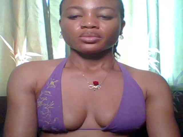 Juicypussy222 webcam