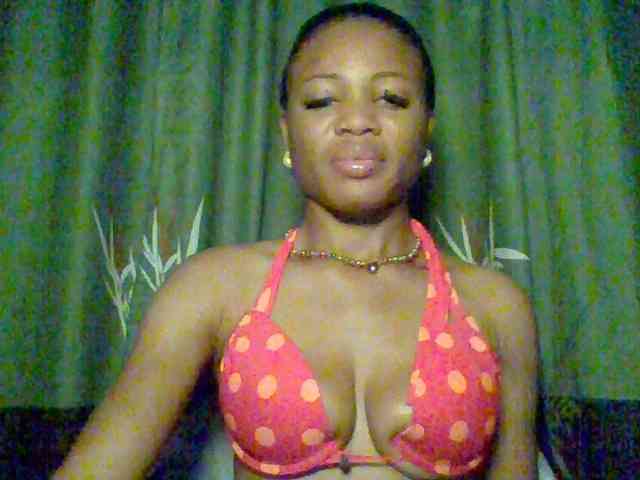 Juicypussy222 webcam