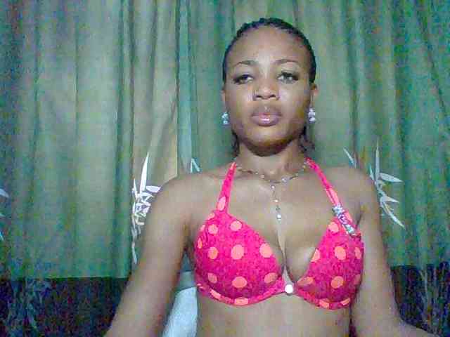 Modèle: Juicypussy222