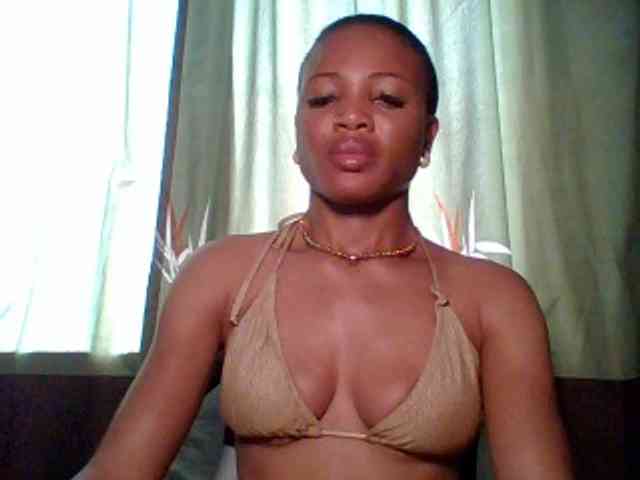 Juicypussy222 webcam