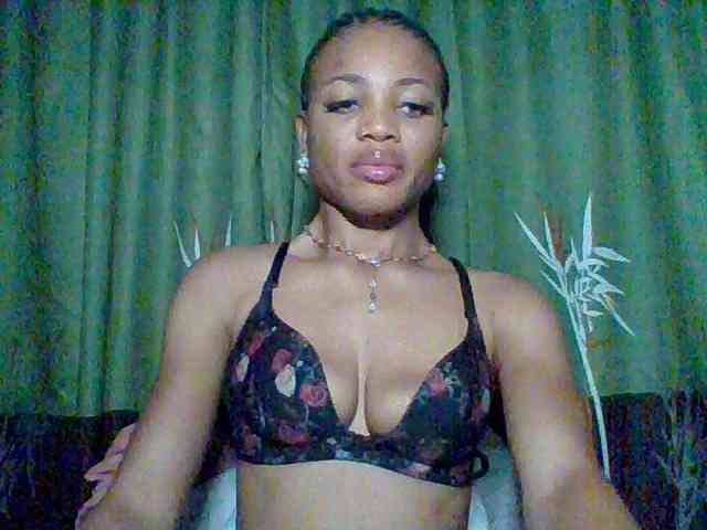 Juicypussy222