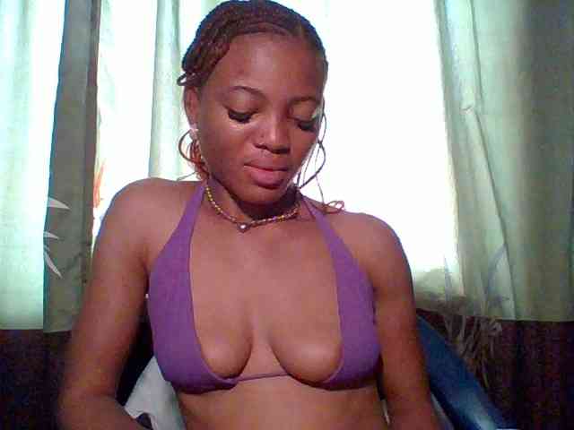 Juicypussy222 webcam