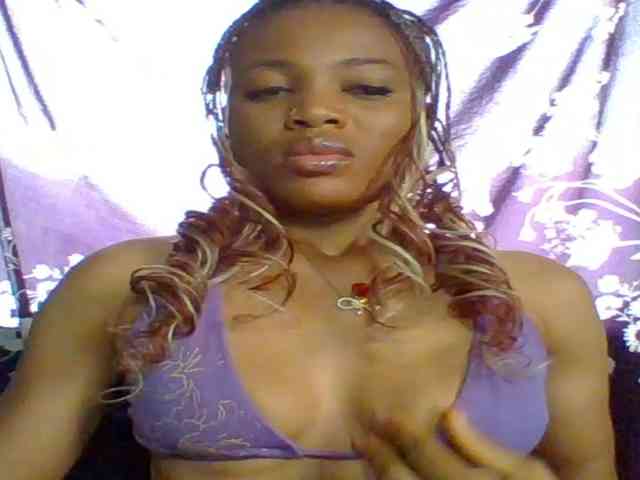Model: Juicypussy222