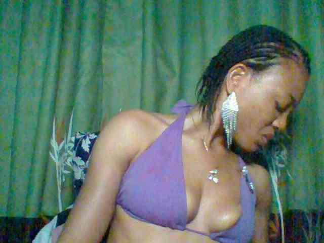 Juicypussy222