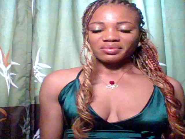 Juicypussy222 webcam
