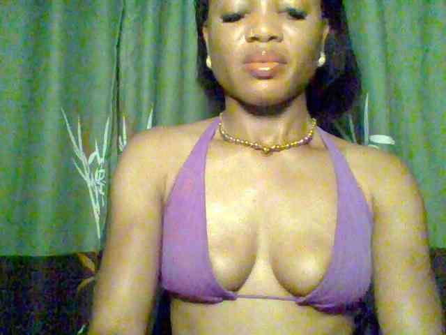 Juicypussy222