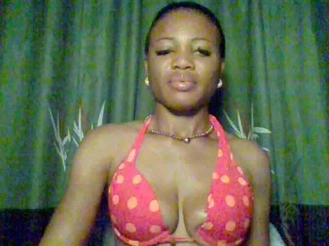 Juicypussy222 webcam