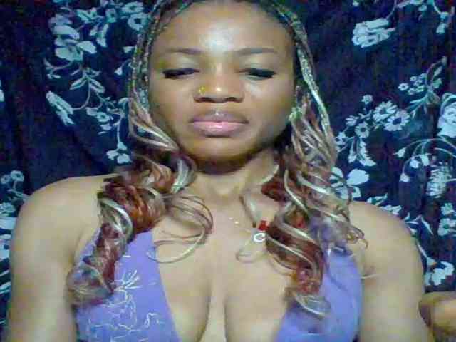 Juicypussy222 webcam
