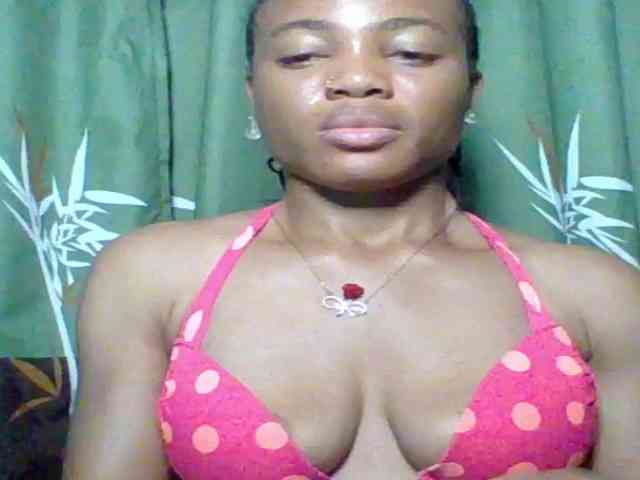 Juicypussy222 webcam