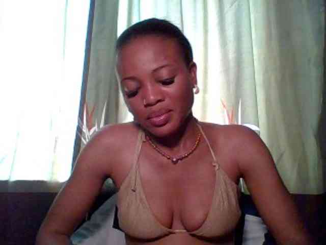 Juicypussy222 webcam