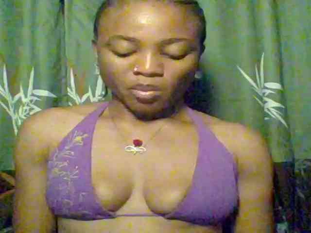 Juicypussy222 webcam
